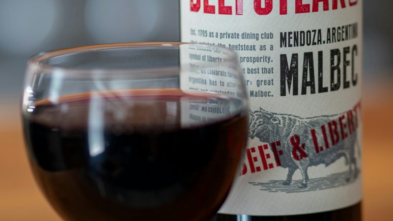Sippin’ & Sizzlin’: Wine Pairings for Your Grassfed Beef